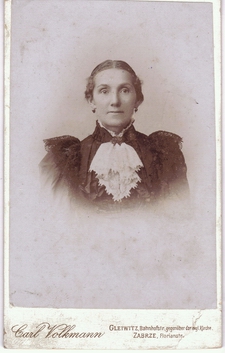 Zdjcie wykonane w Atelier Carl Volkmann.